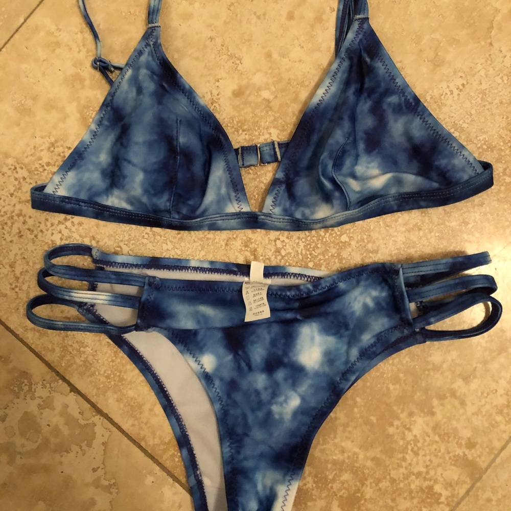 Tie-dye blue bikini